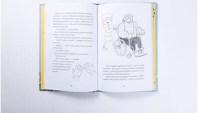 Emilis ir stebuklingas futbolo kamuolys