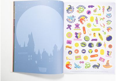 Haris Poteris. Oficiali magiškoji lipdukų knyga. 1000 lipdukų!