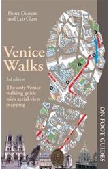 Venice Walks: The only walking guide with 3d maps