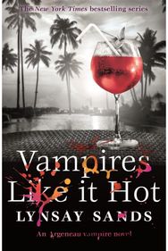 Vampires Like It Hot: Book Twenty-Eight Book Twenty-Eight