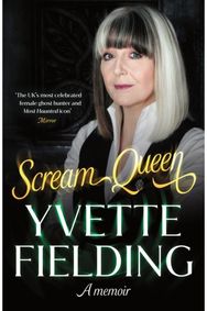 Scream Queen: A memoir A memoir