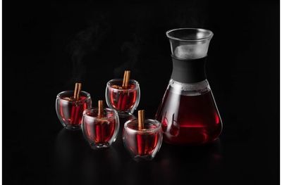 Rinkinys karštam vynui MAKU (grafinas, 4 stiklinės)