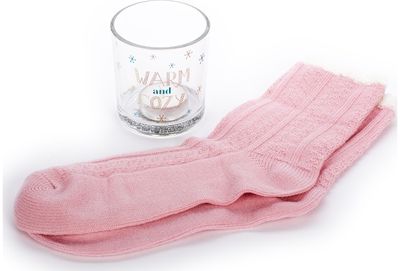 Dovanų rinkinys WARM&COSY (kojinės+žvakidė)