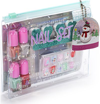 Manikiūro rinkinys: 4 x 10 ml nagų lakai, pėdų atskirklis, 10 dirbtinių nagų