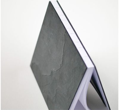 Eskizavimo albumas SM-LT STONEBOOK su akmens viršeliu, 150 gsm, 64 l.