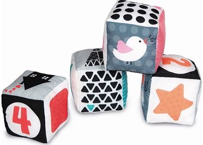 Lavinamieji kubai kūdikiams BLACK & WHITE SOFT ACTIVITY CUBES