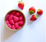 Žvakė skardinėje RIPE STRAWBERRIES, 310 g