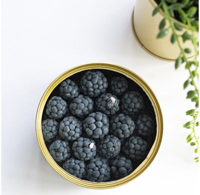 Žvakė skardinėje CINNAMON BLACKBERRY, 310 g