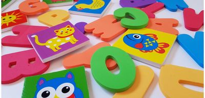 Vonios lipdukai tinklelyje BATH TIME ALPHABET Spell & Learn