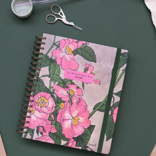 Darbo knyga FLOWERS BY HANNAH 2022/2023 17 mėn., savaitė (2022