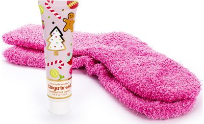 Kojų priežiūros dovanų rinkinys GINGERBREAD (kojinės+pėdų kremas)