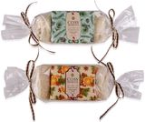 Dovanų rinkinys COSY MOMENTS (plaušinė pirštinė+avies pieno muilas), 100 g