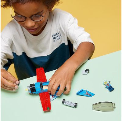 LEGO CITY Akrobatinis lėktuvas