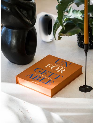 Nuotraukų albumas Unforgettable, 30 psl.