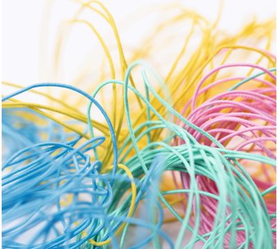 Tamprių siūlų rinkinys rankdarbiams FOLIA PASTELINĖS 4 spalvos, kiekvienas 5m