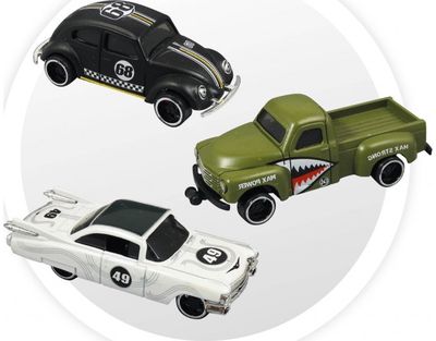 Žaidimų kilimėlis BUKI su keliais ir šviesoforais, kurie šviečia ir keičia spalv as! +3 automobiliukai