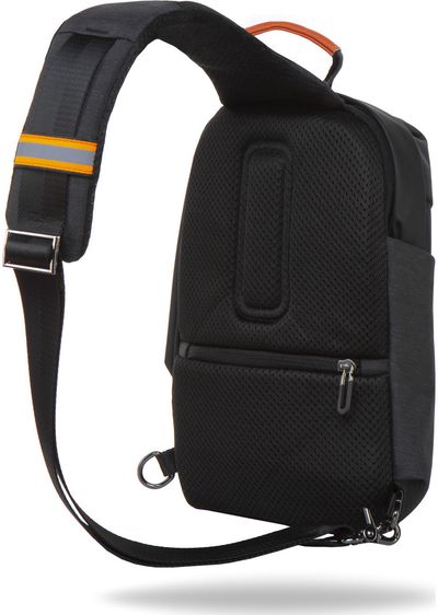 Kuprinė R BAG SLIM, juodos sp., USB