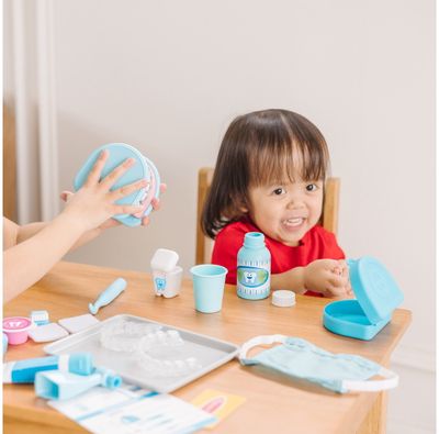 Žaislinis odontologo rinkinys M&D Super Smile Dentist Play Set