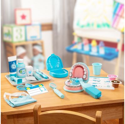 Žaislinis odontologo rinkinys M&D Super Smile Dentist Play Set