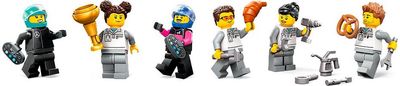 LEGO City F1® GARAŽAS IR MERCEDES-AMG BEI ALPINE AUTOMOBILIAI 60444
