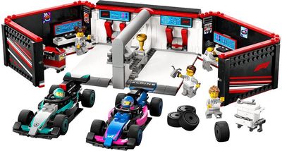 LEGO City F1® GARAŽAS IR MERCEDES-AMG BEI ALPINE AUTOMOBILIAI 60444