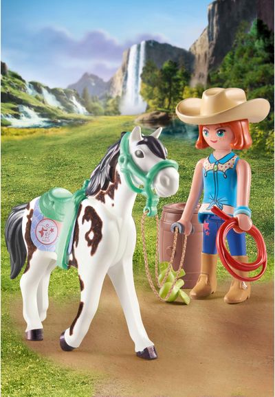 PLAYMOBIL WORLD OF HORSES Žirgo maitinimo rinkinys su Ellie ir Sawdust 71358