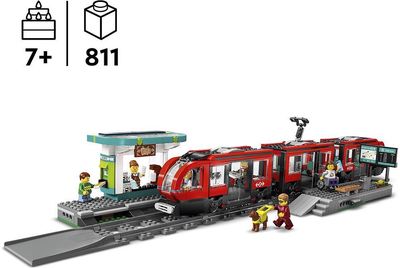 LEGO CITY Miesto centro tramvajus ir stotelė 60423