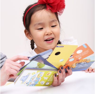 Lavinamosos kortelės BANANAPANDA Peek A Boo Riddles 4+