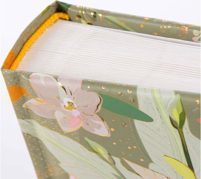 Albumas GOLDBUCH 24488 Royal Lilly green 25x25/60psl | kampučiai/lipdukai | knyg inio rišimo | balti lapai