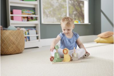 Medinis bokštelis gyvūnai FISHER PRICE