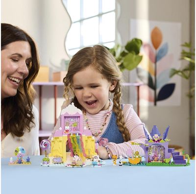 LEGO Gabbys Dollhouse Saldėsių kalnas ir katytės sodas 11205