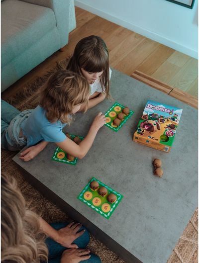 Stalo žaidimas DOGGIES