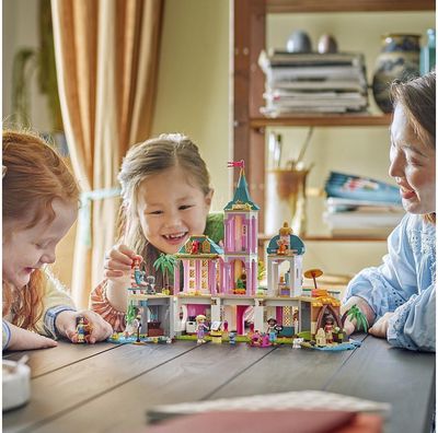 LEGO Disney Princesės pilis ir karališkieji augintiniai