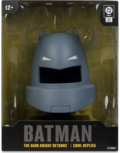 Kolekcinė figūrėlė DC Direct Prop Replica WV5 – 1:3 Armored Batman Cowl Dark Knight Returns