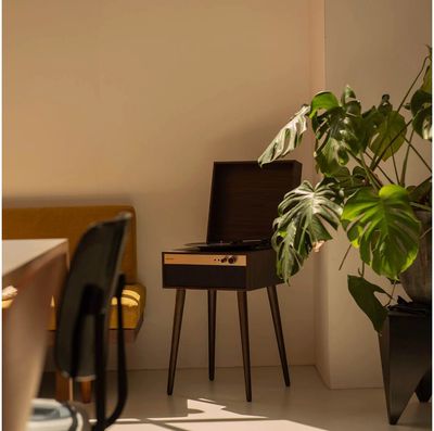 Patefonas CROSLEY Jasper Walnut