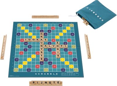 Stalo žaidimas SCRABBLE LT (medis)