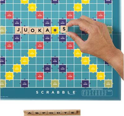 Stalo žaidimas SCRABBLE LT (medis)