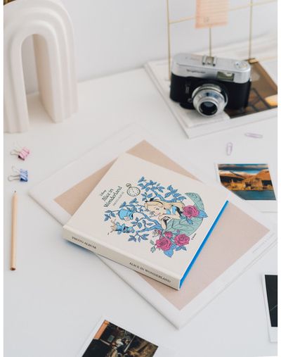 Nuotraukų albumas DISNEY ALICE IN WONDERLAND, 24 psl., 16x16 cm