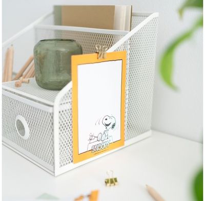 Lipnių lapelių rinkinys SNOOPY LAZY DAYS STICKY NOTEPAD knygutėje