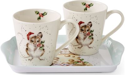 Wrendale kaulinio porceliano puodelių ir padėklo rinkinys Holly Jolly Christmas