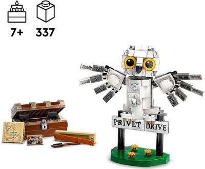 LEGO Harry Potter Hedwig at 4 Privet Drive