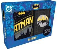 DC Comics: Batman Tiny Book and Pin Set